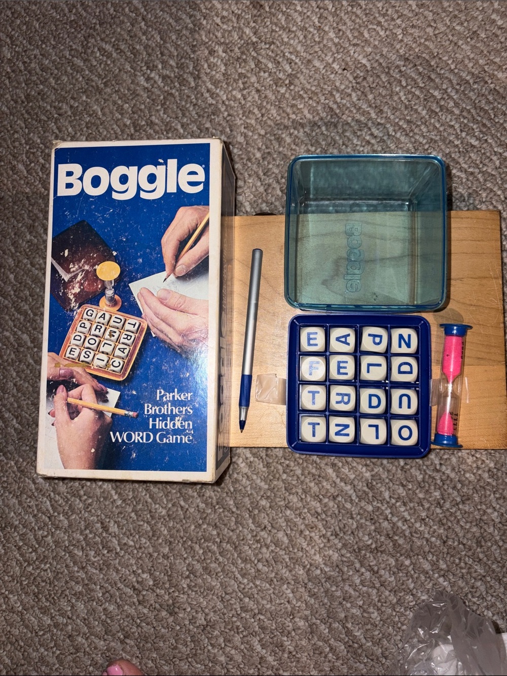Boggle Word Game by - Blue